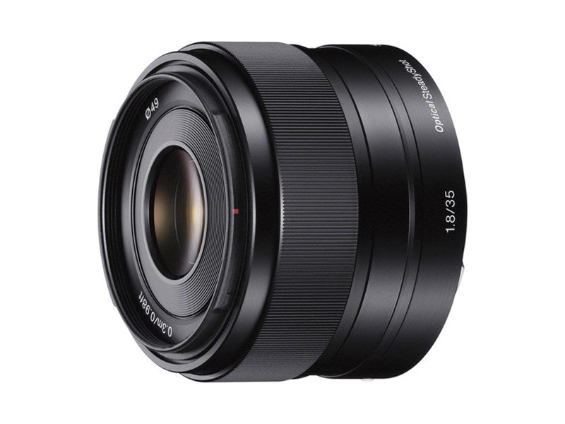 Sony SEL 35mm f/1.8 OSS E-mount (SEL35F18) + Bonus Item