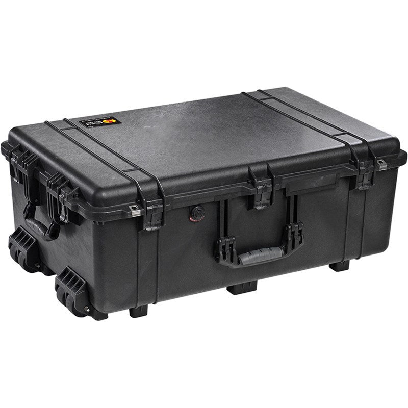 Pelican 1650 Case with Foam Set (Black)