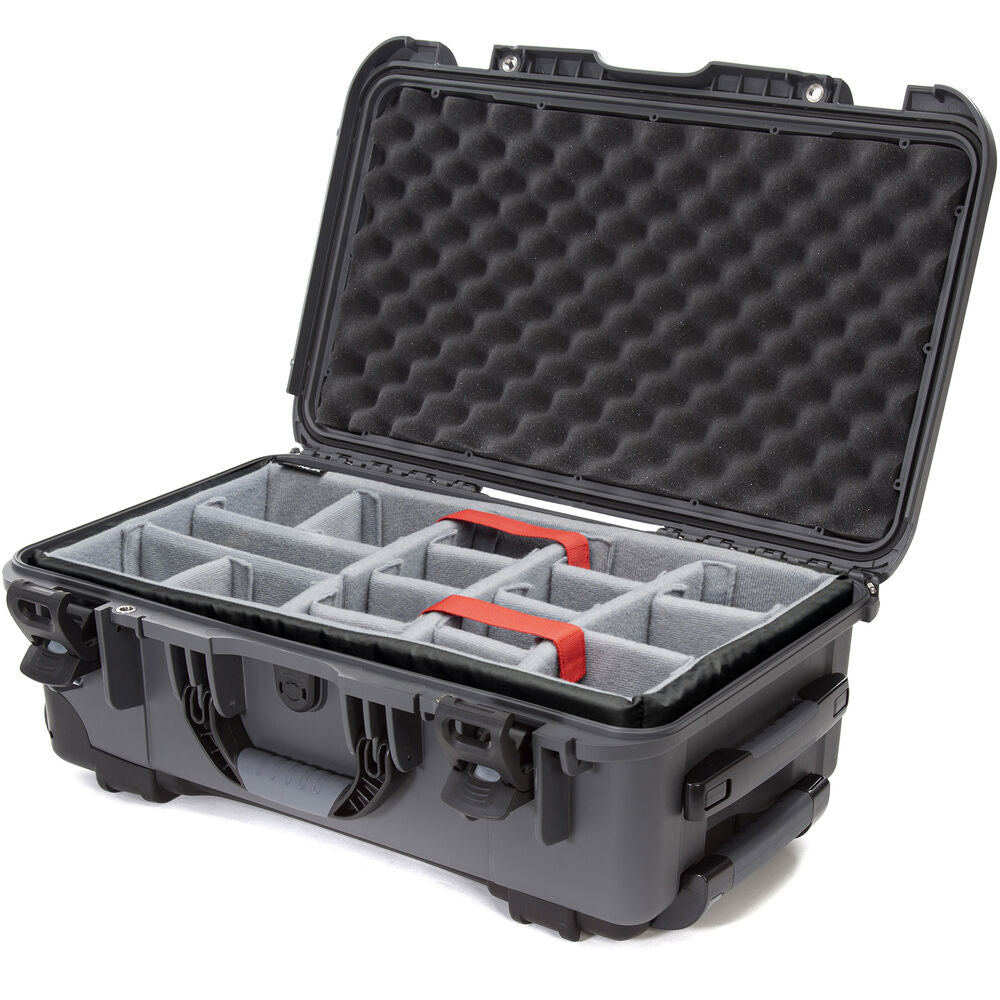Nanuk 935 Rolling Case w/ Padded Dividers (Graphite)